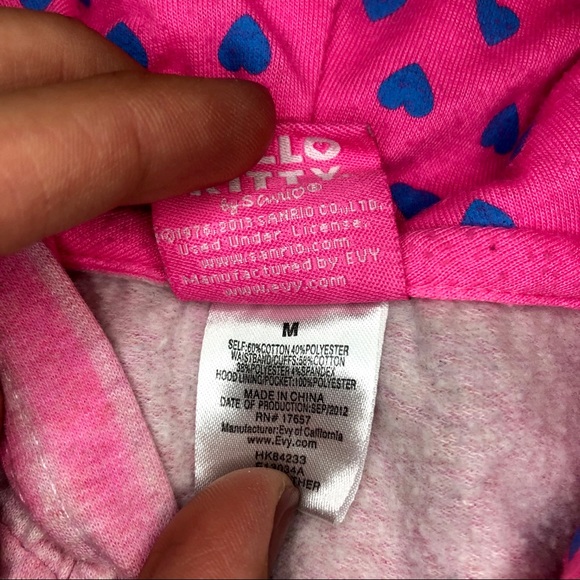 3/$15 Hello Kitty Pink Ombré Hoodie - Picture 4 of 5